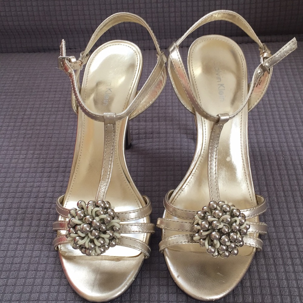 High heel sandal